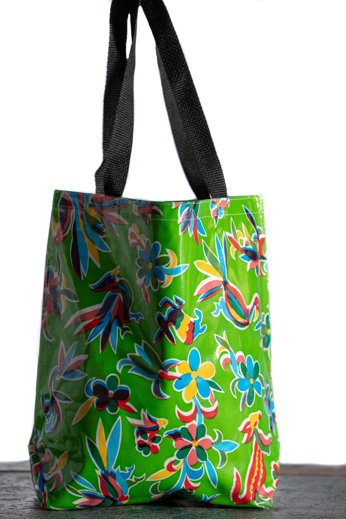 Bags Oilcloth International Inc