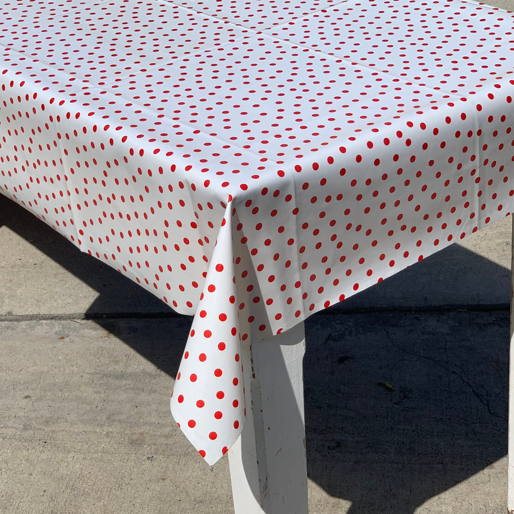 Polka Dot Tablecloths