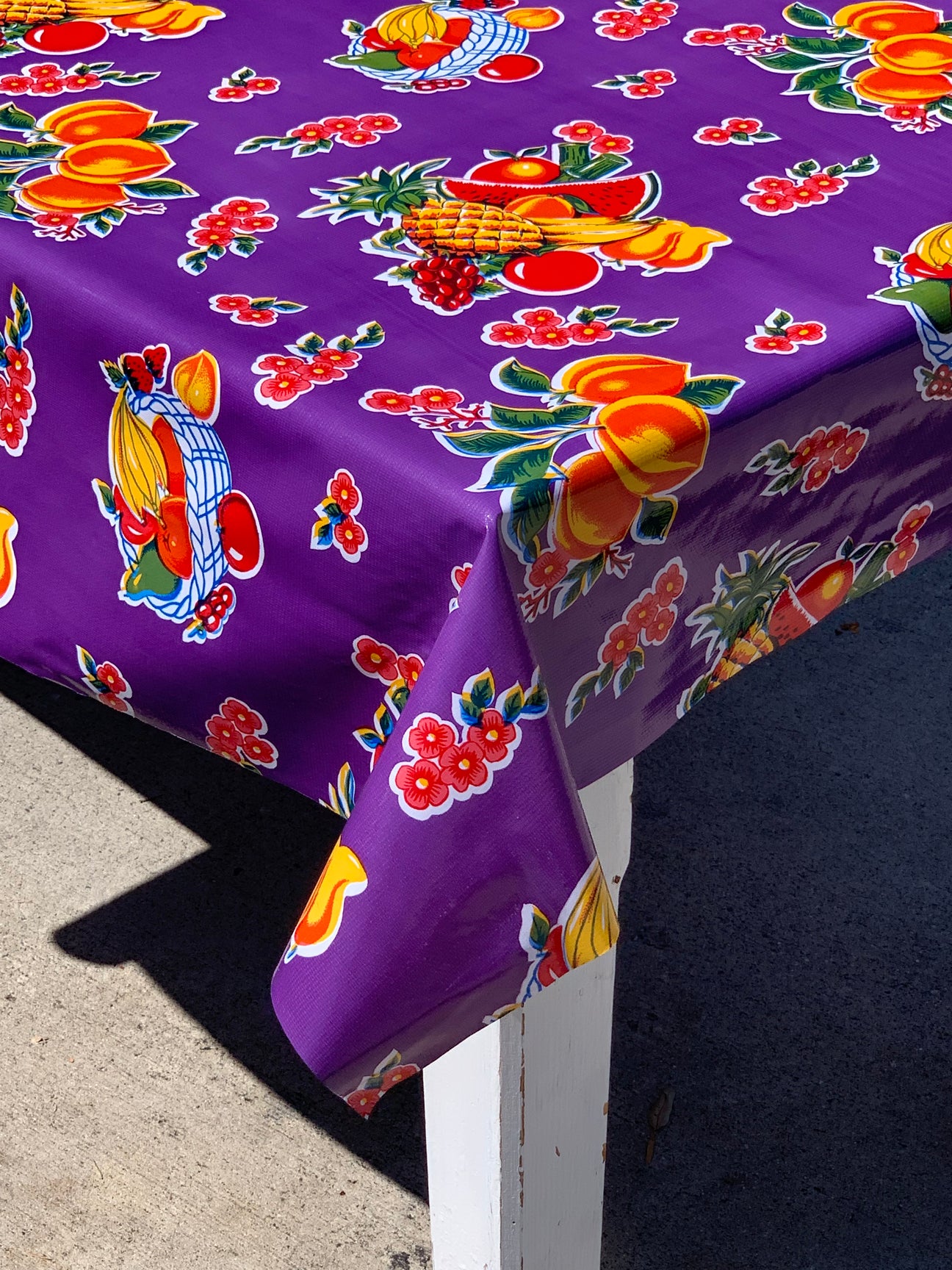 Oilcloth, oil cloth, vinyl tablecloths, picnic tablecloths, fabric